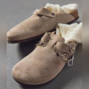 Birkenstock Women's Boston Soft Footbed Suede Clog, Taupe, Retail $169.95 USD